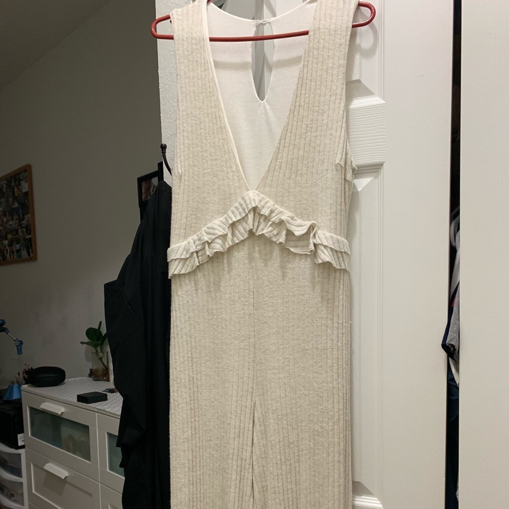 Beige white jumpsuit!